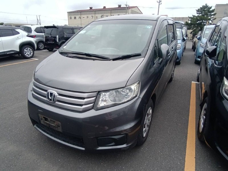 Honda Freed 2012 фото 2