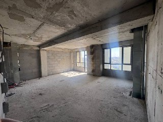 Яккасарой Новостройкадан срочна  2 хонали каробка сотилади