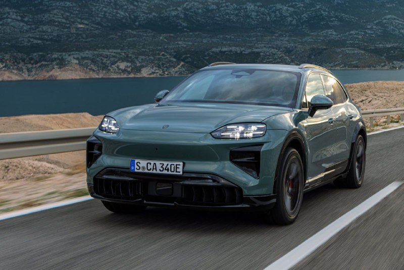 Porsche превратил новый Cayenne в электрокар с 640 км запаса хода 6