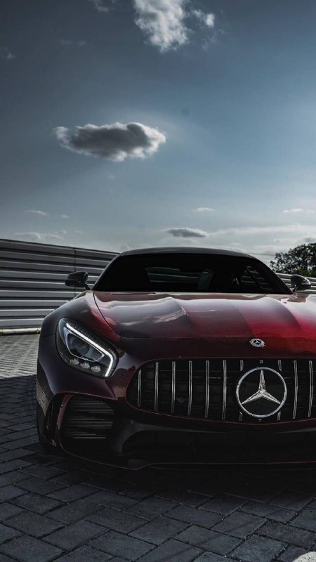 Mercedes Benz