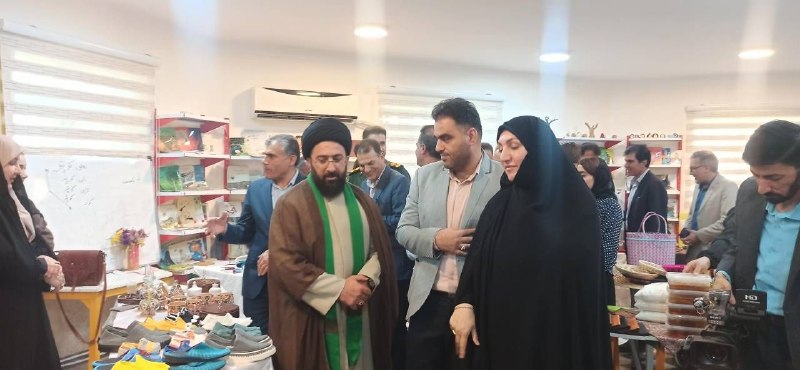 تابناک ایلام |TABNAK: 🔺هزار میدان، هزار بازار» در آبدانان کلید خوردگروه استان‌ها - نمایشگاه مشاغل خانگی با عنوان «هزار میدان، هزار بازار»، همز