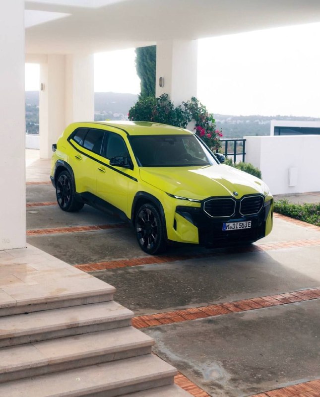 BMW XM