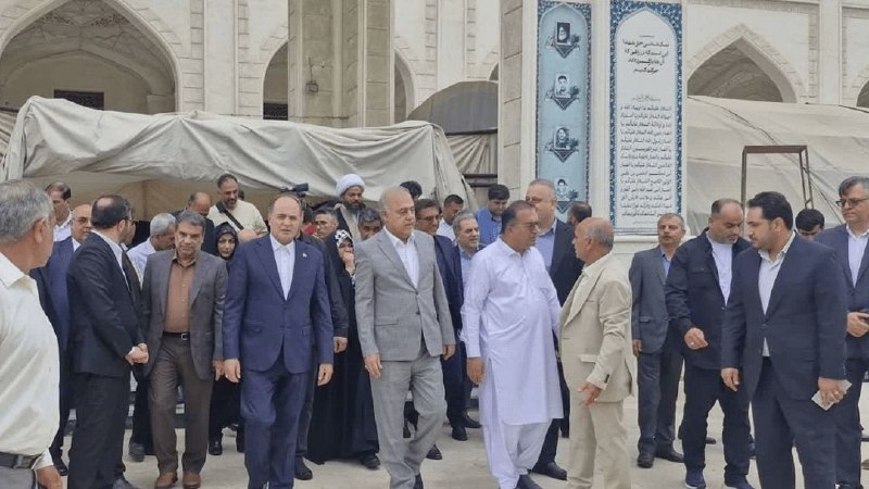 اخبار هرمزگان: از کشاورزان و شناورداران حمایت شود🔹 امام جمعه اهل سنت بندرعباس: حمایت از کشاورزان و صاحبان شناورهای آسیب‌دیده در ایام جن