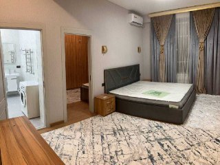 5-room apartment for rent with European renovation and furniture