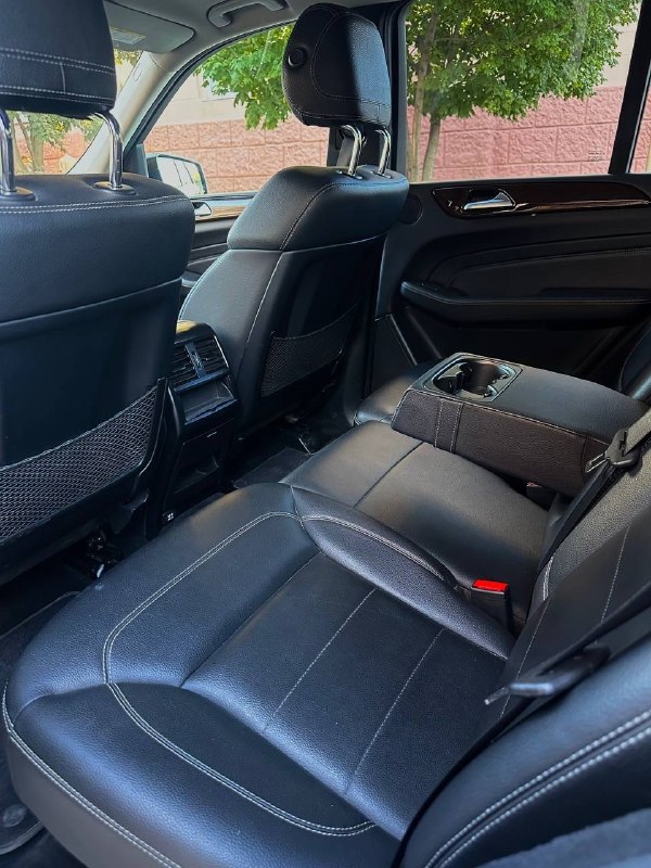 ❗️В продаже ❗️
✅Mercedes- benz ml350 2011г 3.5л бензин, 150.000тыс. Км. (родной пробег).
✅Состояние около идеального, все как на фото, не требует никаких вложений, как технически так и по кузову в идеальном состоянии.
Очень комфортная машина, привлекает внимание на дороге.
✅Юридически все чисто, полное переоформление в мрэо.
Цена: 2.190.000 торг
Тел: +7 949 402 77 60
📞 🇷🇺 Звоните: +79494027760 - фотография - 10