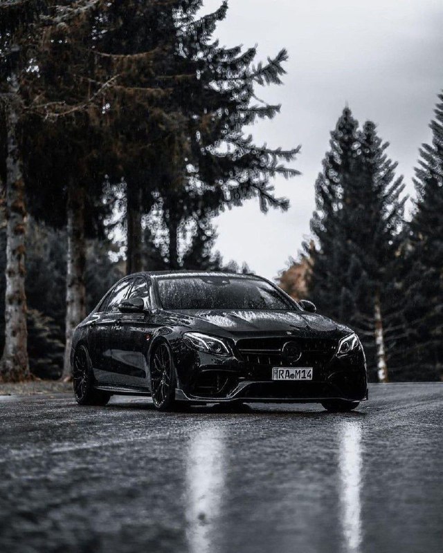 Mercedes benz e class (w213) Brabus 700 6