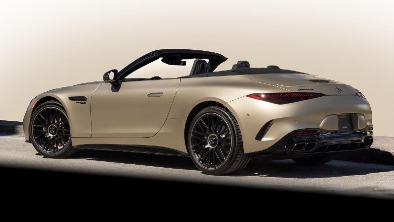 Mercedes-AMG SL 63 получил эксклюзивную золотую версию 3