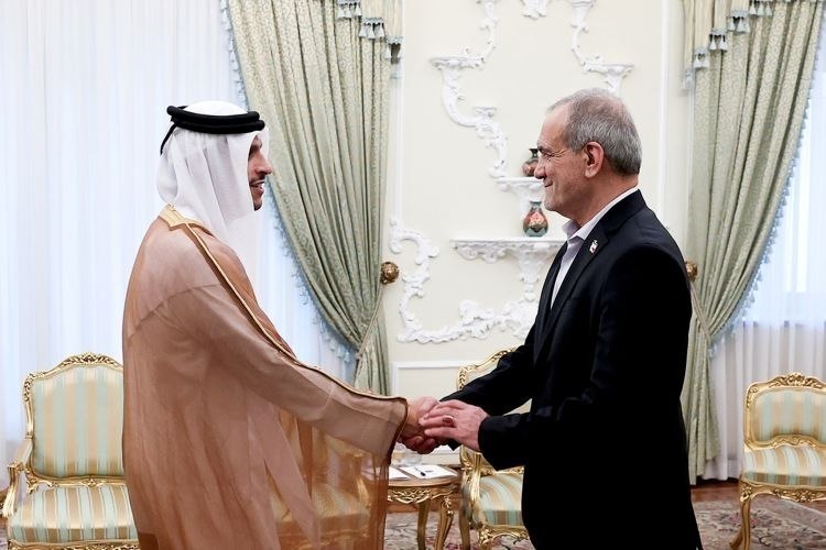 دیده بان شهر: 🔶پزشکیان در دیدار با وزیر خارجه قطر: ایران چیزی فراتر از حقوق قانونی خود مطالبه نمی‌کند🔻رئیس‌جمهور:🔹تمام حقوق قانونی ملت