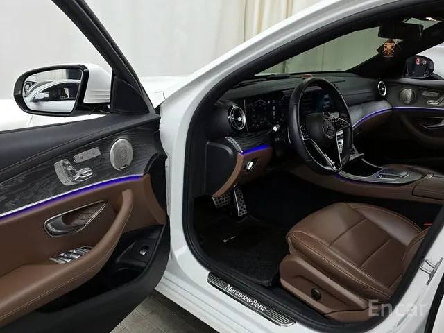Mercedes-Benz E-Class W213 E350 4MATIC 2022 — фото 5