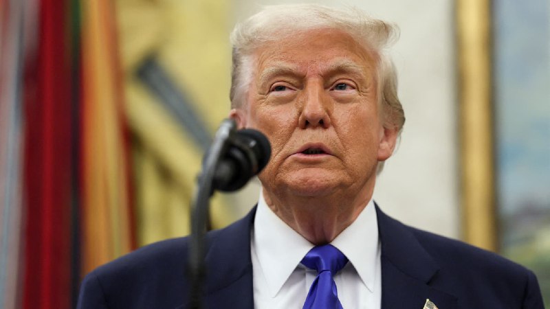 Trump says a rate cut would be like 'jet fuel' for markets, but Powell doesn't want to do it