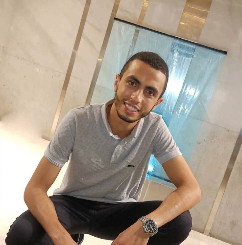 Urgent: the young man, Al-Rahman Tamrez, was killed as a result of an airstrike by the occupation on Deir al-Balah in the center of the Gaza Strip