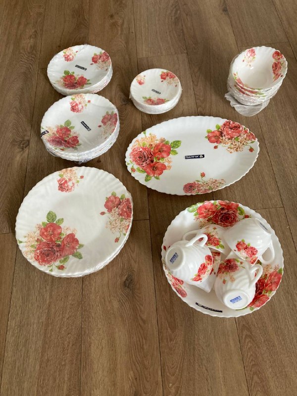 1) Большой набор посуды (новый) — 200 лар — фото 1