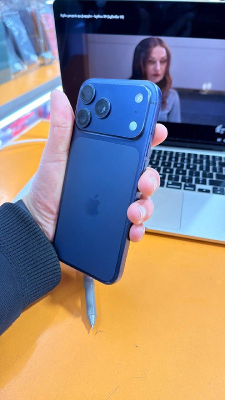 Продается iPhone 17 Pro Max
