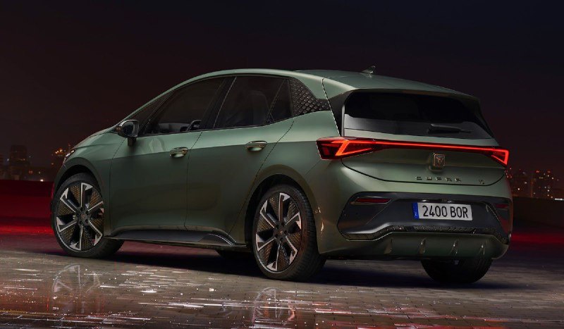 Электромобиль Cupra Born получил новую спортивную версию VZ 2
