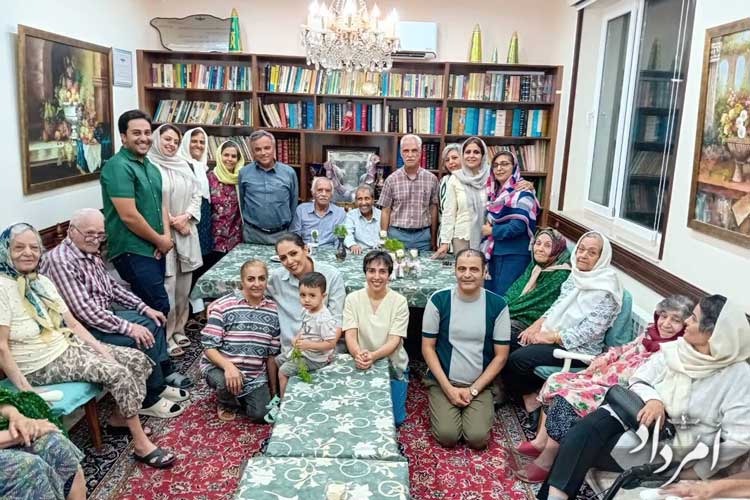 تارنماهای زرتشتیان: رسانه پست