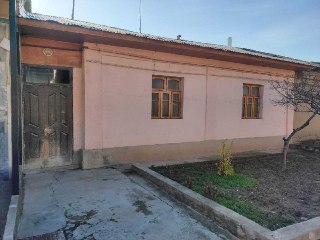 URGENT! Plot for sale in Yashnabad, 2.5 sotok, 4 rooms