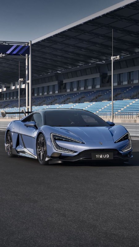 BYD отобрал у Tesla корону крупнейшего в мире прои...