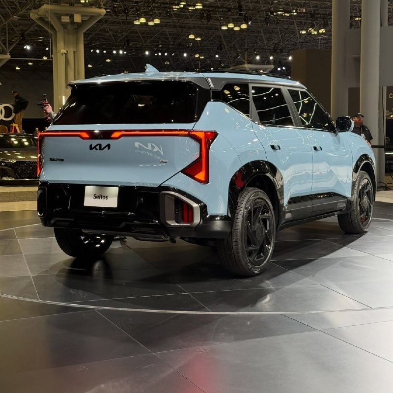 KiaSeltos 2027  Этот компактный  самый маленький и доступный внедорожник в линейке Kia, который прив 2