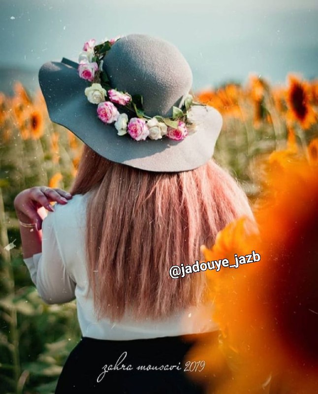 جادوی جذب: 🍂🌻 برای اینکه ببینید دارید از قانون جذب عشق استفاده میکنید ساده ترین راه این است که به رابطه خودتان نگاه کنید. اگر رابطه
