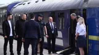 סטיב ויטקוף וג'ארד קושנר הגיעו לאוקראינה ברכבת.