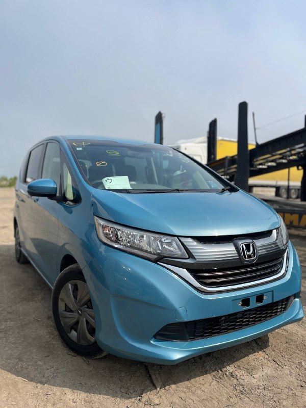 Honda Freed 2018 фото 2