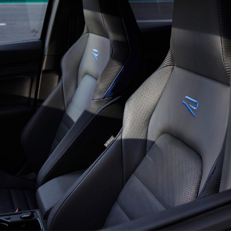Новый Volkswagen Golf R 6