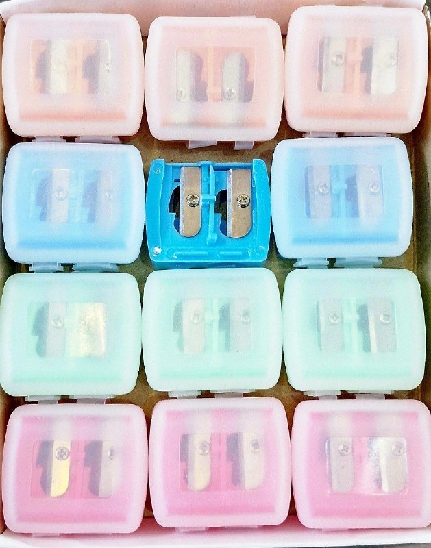 💄پخش عمده آرایشی بهداشتی تٌکتَم 133: ⚜#تراش#آرایشی⚜Tarash🌸تراش آرایشی ❄️دوقلو 📌درب ژله ای 💋کیفیت عالی 🌹در رنگ‌بندی 🏧کد 1400080💶قیمت 45000ت💬 ID سفارش👇👨🏼‍💻 @pv