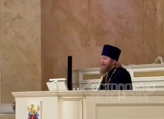 הוצע להנהיג חינוך נפרד לבנים ולבנות כדי להעלות את שיעור הילודה יוזמה זו נעשתה על ידי הכומר פדור סנט פטרבורג…