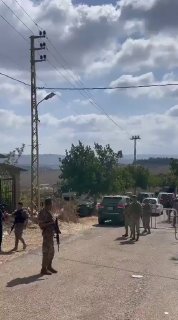 אל-משהד היום.. קהל של תושבי גרביה זוותר נכנס לעיירה ליום השני, מלווים את צבא לבנון
