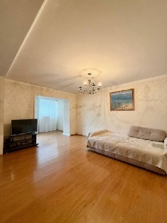 Продам 4х ком / Ц-1 / кафе Бибигон / ул. Гоголя