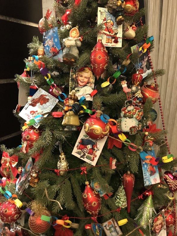 Новогодние тренды в оформлении интерьера Экологичность - Разумное потребление - Новое назначение и прочтение старых вещей - позволяет меньше выбрас... - изображение 7 - красный, цвет, стиль