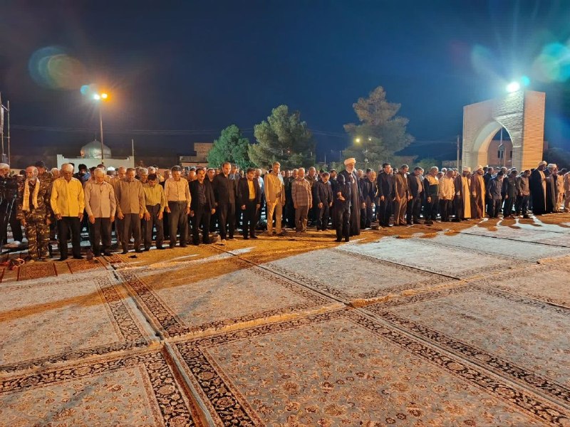 سرایان20: «در پیش‌گاه کسانی که تاجی از نور بر سر دارند، هر نماز، معنایی دوچندان می‌یابد. امشب در سرایان، اجلاسیه‌ی شهدا با تلاوتی 