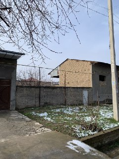 Сергели тумани Кумарик махалласи ер сотилади Фасад 10 м. Узунлиги 31.