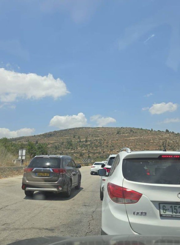 מקורות מקומיים: כוחות הכיבוש סוגרים את כל המחסומים המובילים לרמאללה ולנפת אל-בירה.