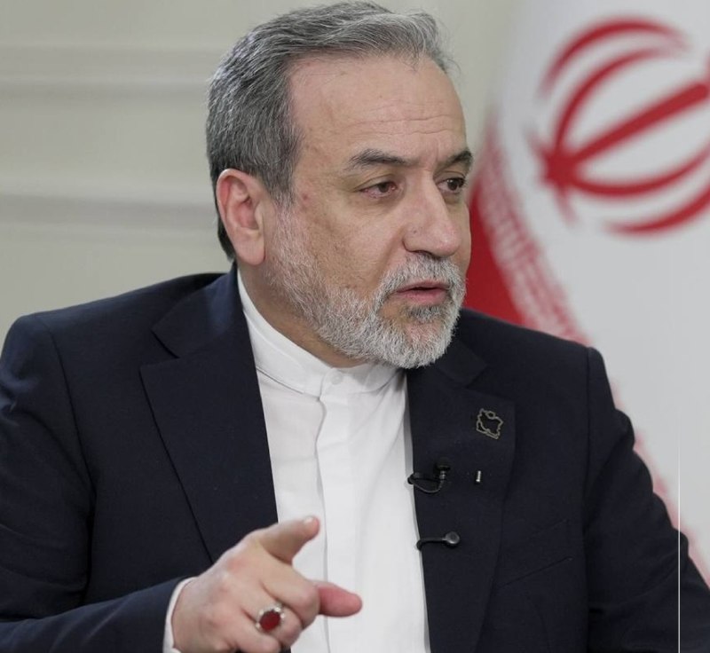 یاشیل وطن _ اخبار روز: 🔰🚩گفتگوی عراقچی و همتای عراقی خود درباره تحولات منطقه🔹«سیدعباس عراقچی» وزیر امور خارجه ایران و «فواد حسین» وزیر امور خار