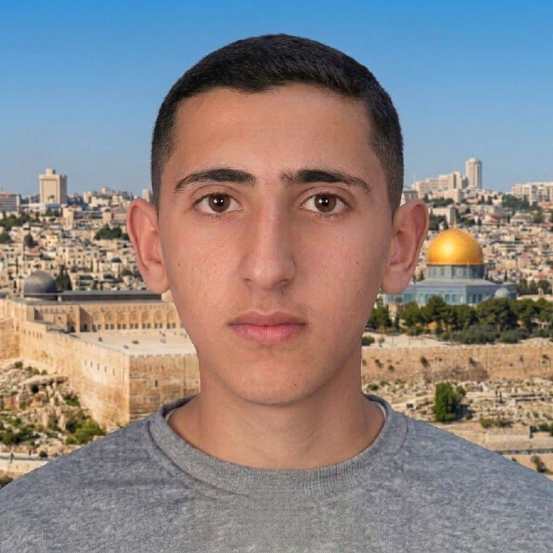 יום אחרי שהוא חגג את הצלחתו בבית הספר התיכון Tawjihi...