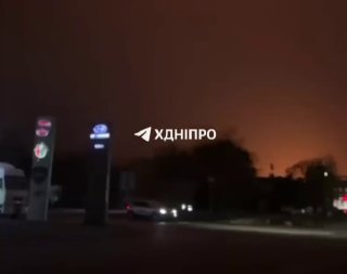 🇷🇺🇺🇦️ - מל"טים רוסיים מסוג גראן פגעו בגשר בדניפרו.