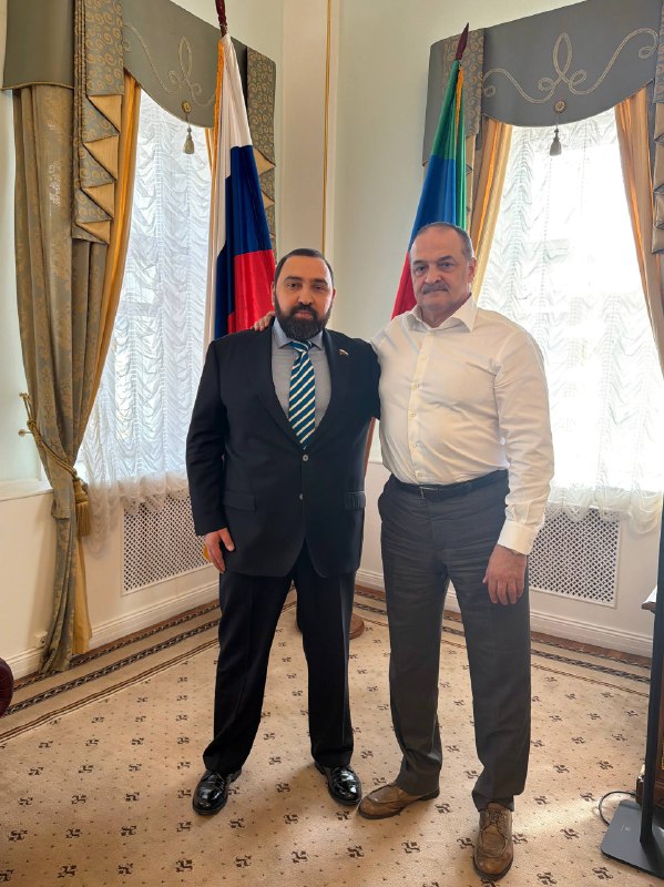 Состоялась рабочая встреча Главы Дагестана Сергея Меликова с депутатом Государственной Думы Султаном Хамзаевым фото