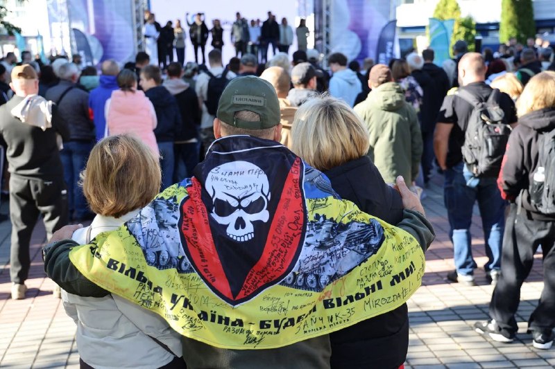 🅰️🅰️🅰️🅰️🅰️ Ветерани з Канева взяли участь у фіналі обласного чемпіонату «Бійці духу-2026» У Черкасах відбувся фінал обласного чемпіонату з адаптивних видів спорту «Бійці духу-2026». У змаганнях взяли участь понад 300 людей, зокрема ветерани та члени