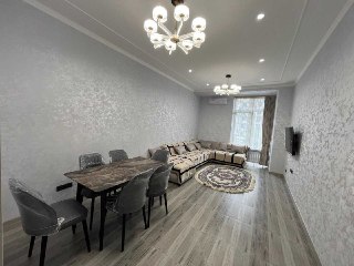 Сдается абсолютно новая большая квартира в ЖК "VEK", 140 кв.м.