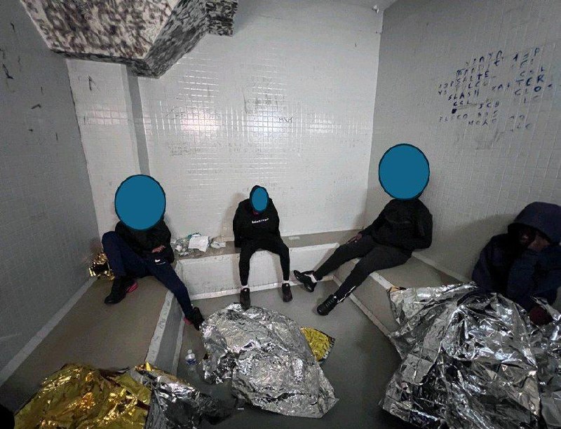 🇫🇷 Lawyers from far-left non-governmental organizations claimed "inhumane conditions" for school looters, rioters and arsonists arrested by Paris police during the riots.