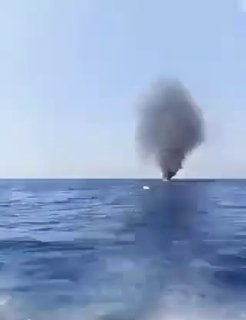 ארה"ב פתחה בסדרת תקיפות על ספינות דיג איראניות מול האי קשם שבמפרץ הפרסי