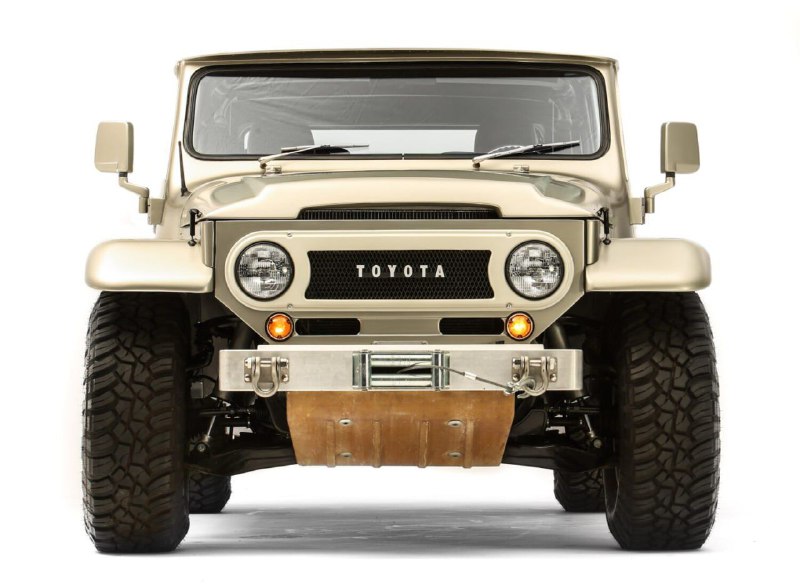 Toyota восстановила необычный рестомод на базе внедорожника Land Cruiser В 1999