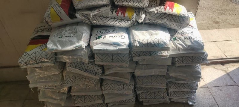 عطار نیوز، اخبار نیشابور بزرگ: ♦️کشف کود شیمیایی قاچاق سرهنگ حسین احمدی فرمانده انتظامی شهرستان #نیشابور 🔹 در پی کسب خبری،ماموران دایره مبارزه با قاچاق
