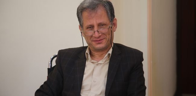 اتاق ايران آنلاین: 🔴 بازسازی زیرساختهای نفت و پتروشیمی؛ فرصتی برای جهش صنعت تجهیزات 👈احسان ثقفی رئیس انجمن سازندگان تجهیزات صنعت نفت ایرا