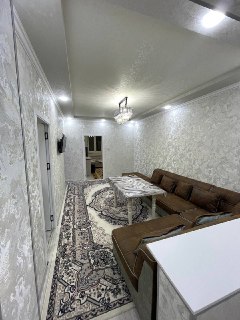 Chilonzor metro oila qizlar