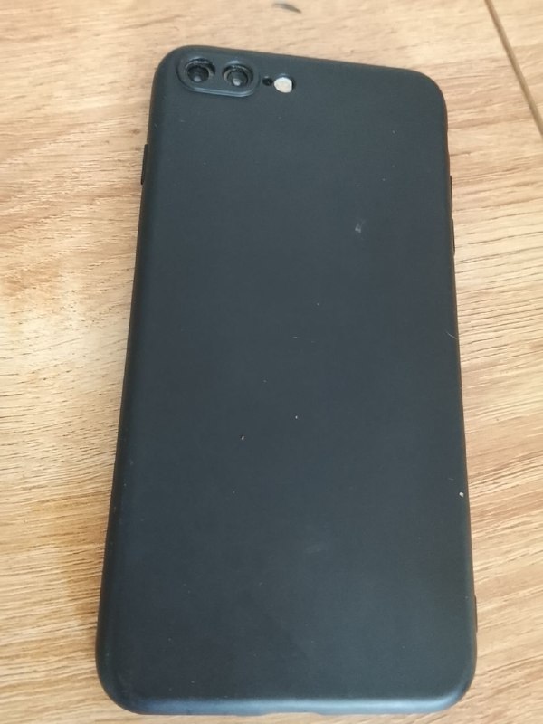 Продам айфон 8+ с дефектами в рабочем состоянии, цена договорная — фото 1