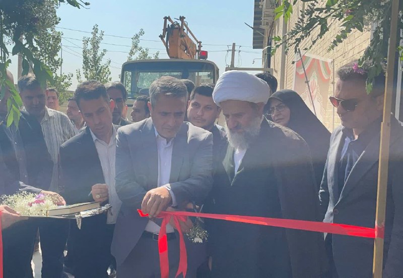 وارنانیوز دشت ورامین: 🔴افتتاح پروژه نیروگاه برق خورشیدی ۷۲۰ کیلو واتی در شهرستان قرچک 🔸بمناسبت هفته دولت و سالروز شهادت شهیدان رجایی و باهنر،