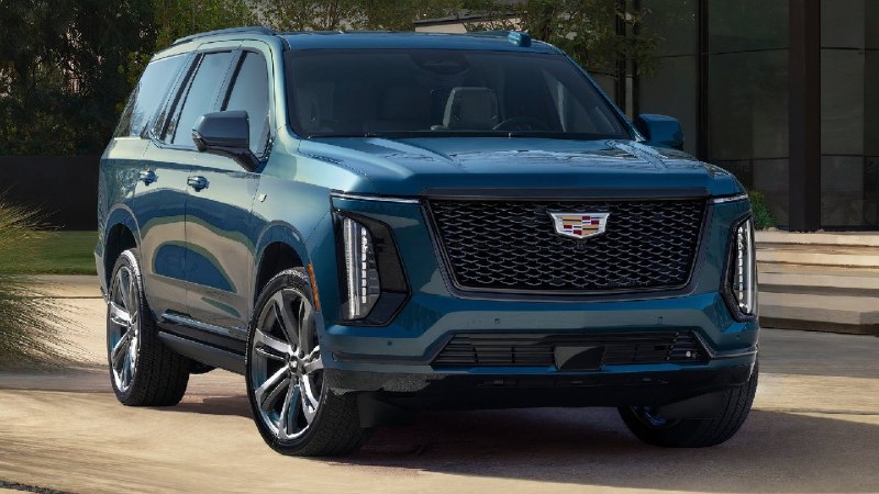 Название новости: Gas-Powered Cadillac Models Return for 2027: What Buyers Need 