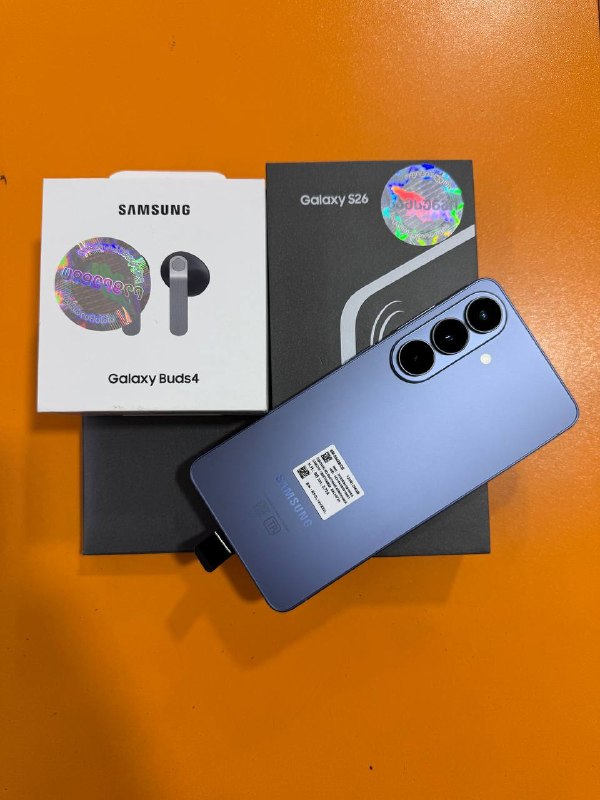 Продается новый Galaxy S26, цена 2450 GEL, в комплекте наушники, срочная доставка. — фото 1
